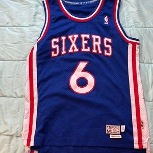 Julius Erving Philadelphia 76ers home jersey